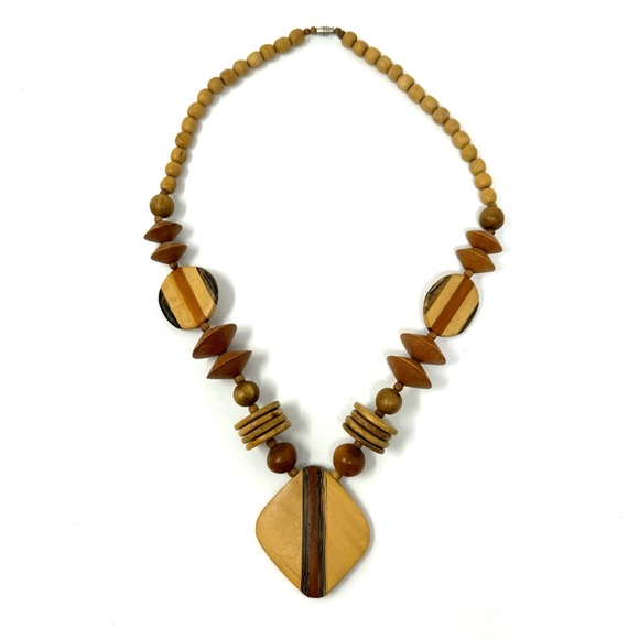 Tribal wood necklace - Picture 2 of 10